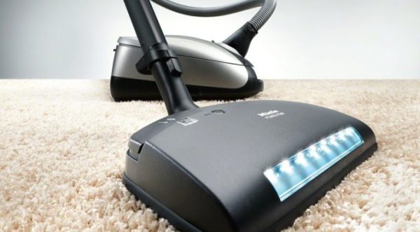 Starks vacuums save 20% banner image